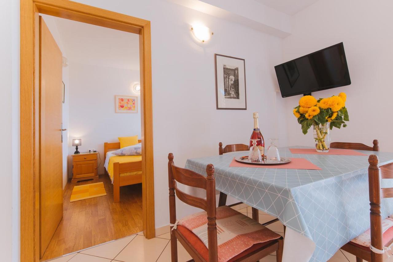 Apartmani Villa Marija Omiš Εξωτερικό φωτογραφία